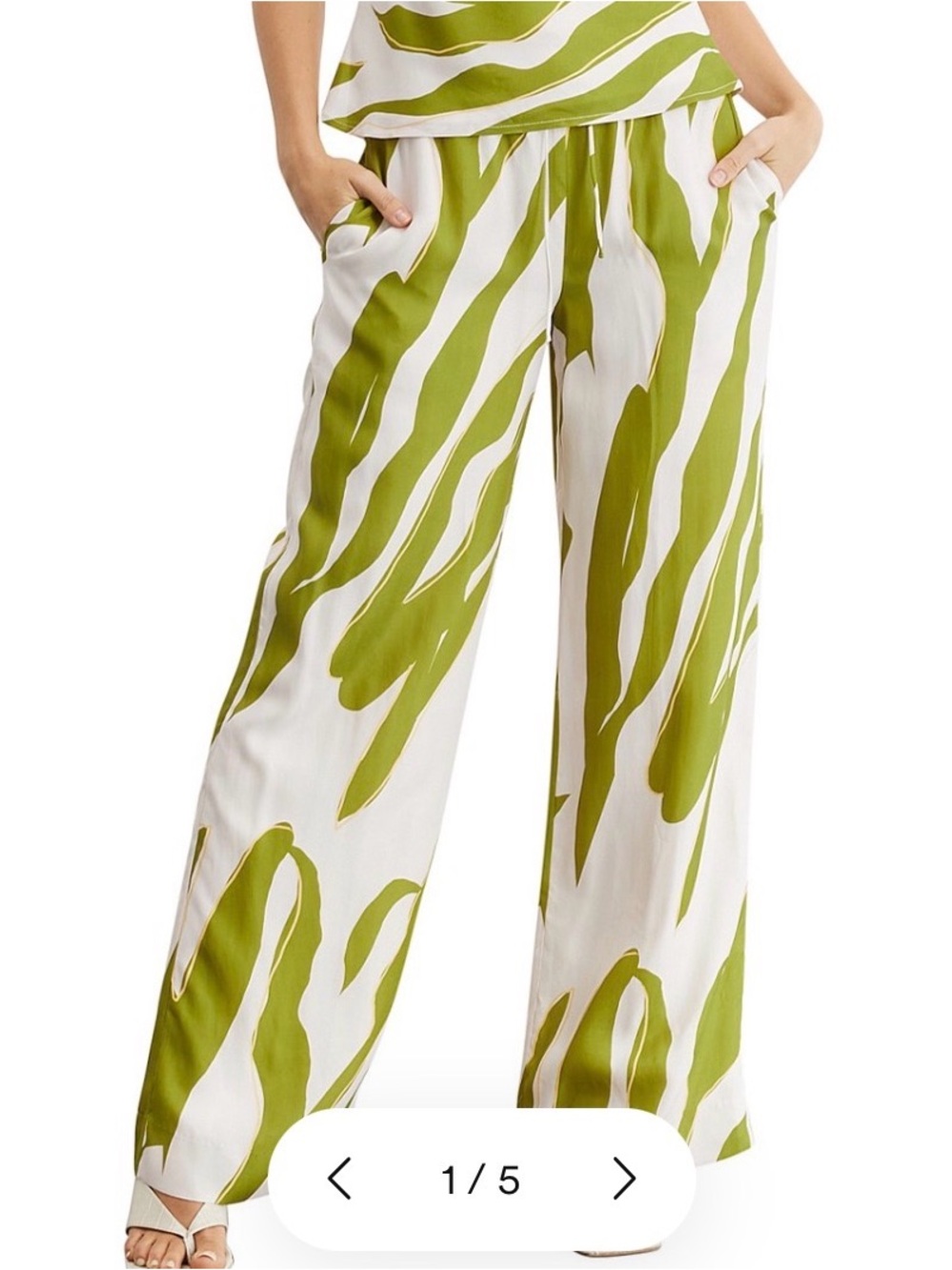 Sovere Wide-Leg Printed Palazzo Pants in Olive Green and White
